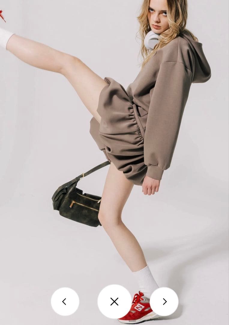 10/25限定価格！THETOE♡Wagner Hoodie Dress