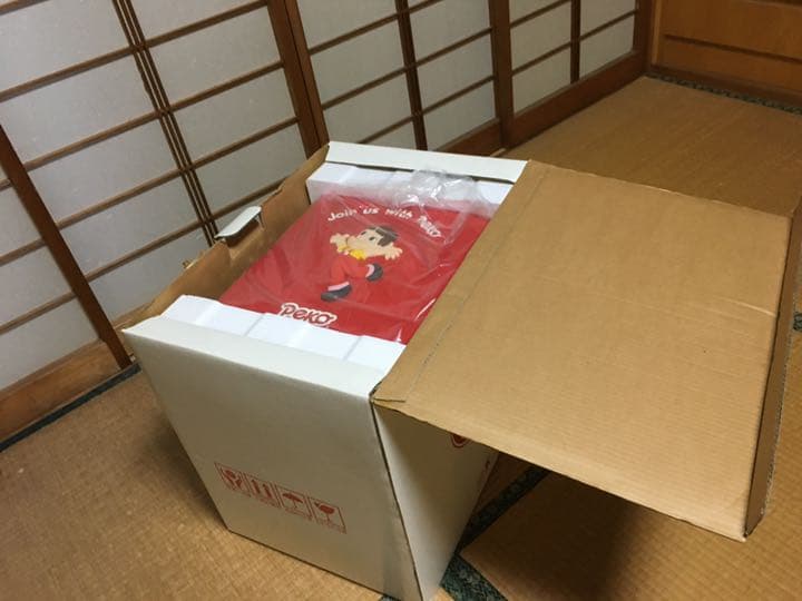 ペコちゃん　保温保冷庫