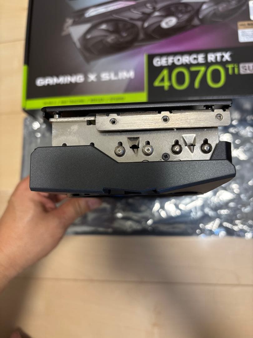 グラフィックボード・グラボ・ビデオカード MSI RTX 4070 Ti SUPER GAMING X SLIM