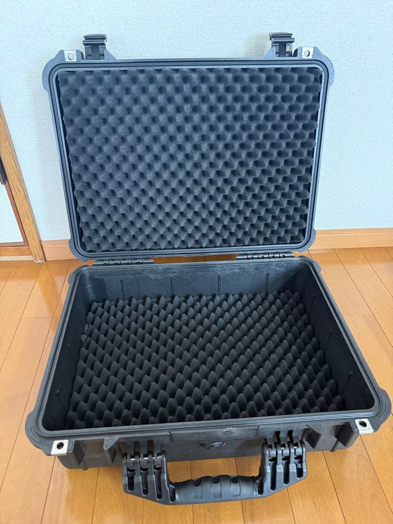 PELICAN ハードケース 1520 26L ブラック