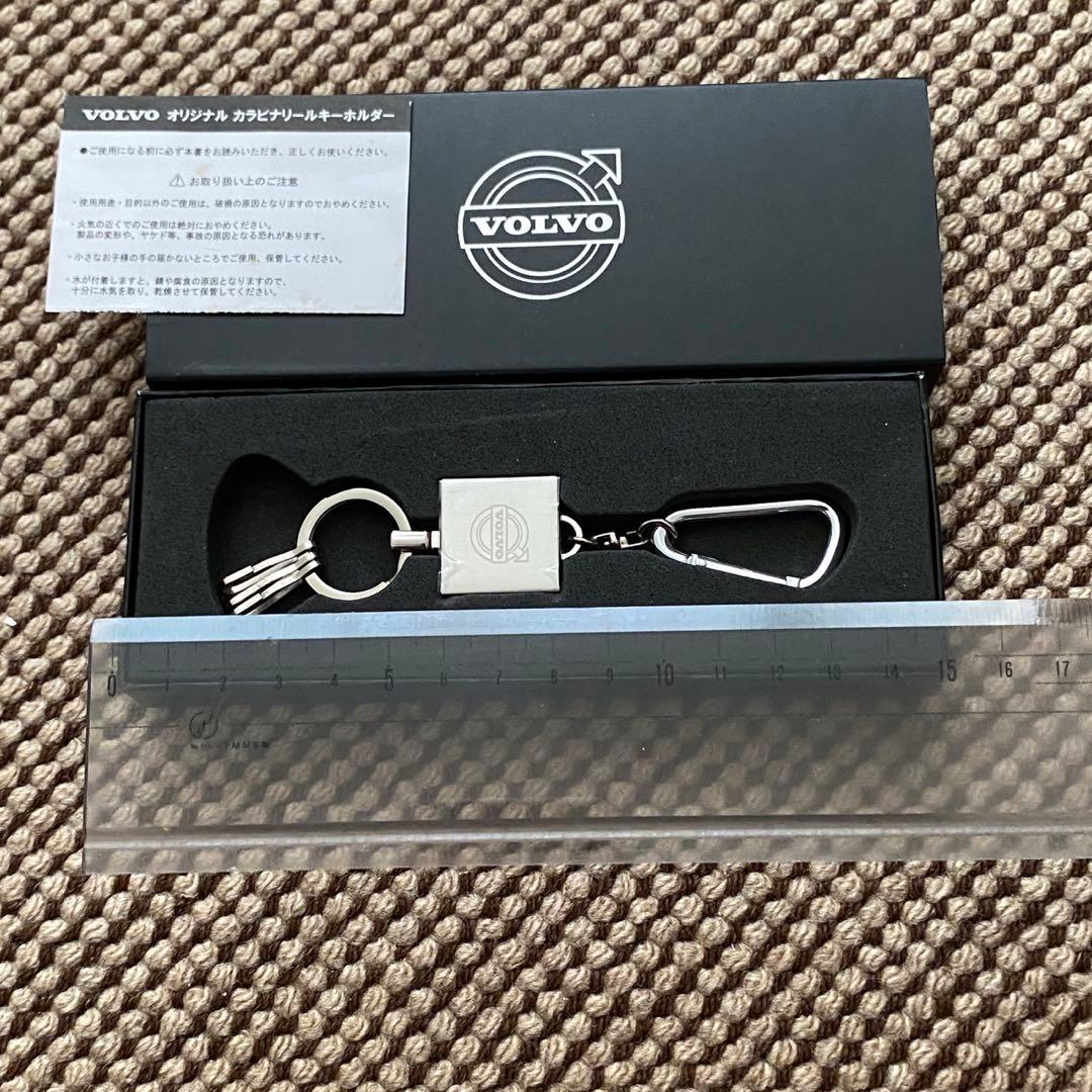 VOLVO ミニチュアコレクションカー・キーホルダー・メガネケース含むセット