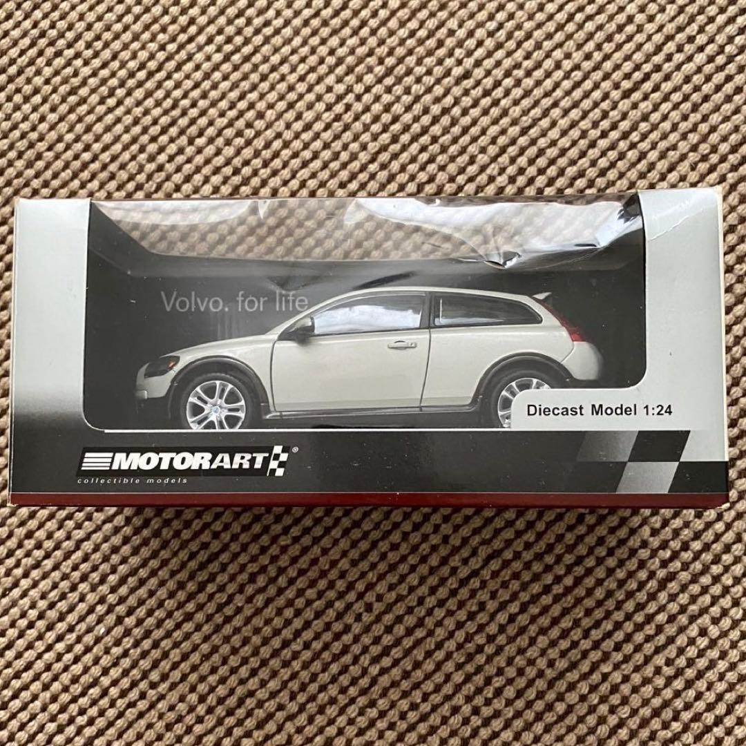 VOLVO ミニチュアコレクションカー・キーホルダー・メガネケース含むセット