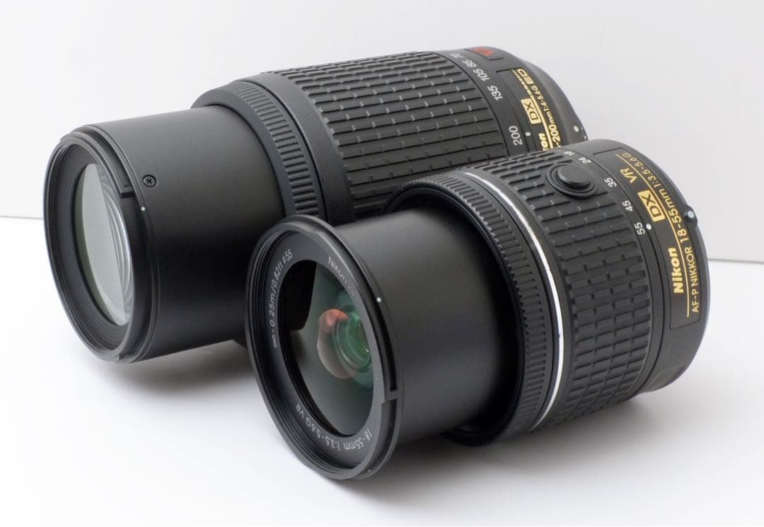 S数約1万回！Nikon D5300★Wi-Fi内蔵★カメラバック★レンズ2本