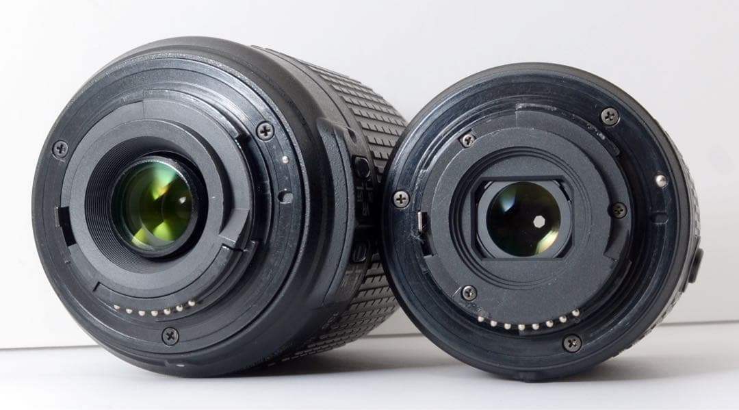 S数約1万回！Nikon D5300★Wi-Fi内蔵★カメラバック★レンズ2本