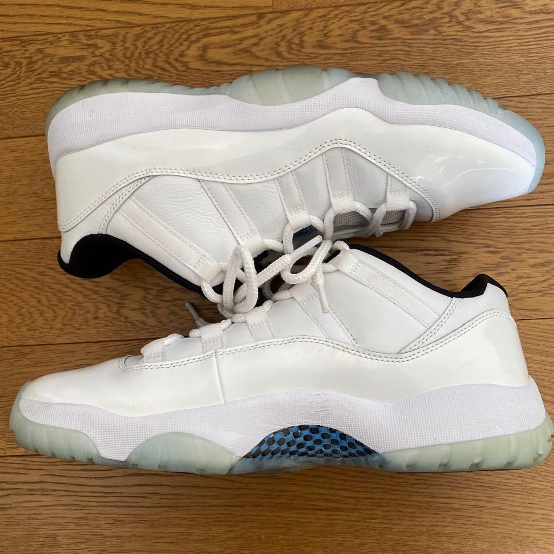ナイキ エアジョーダン 11ロー(検モアテン CB ズームフライト)