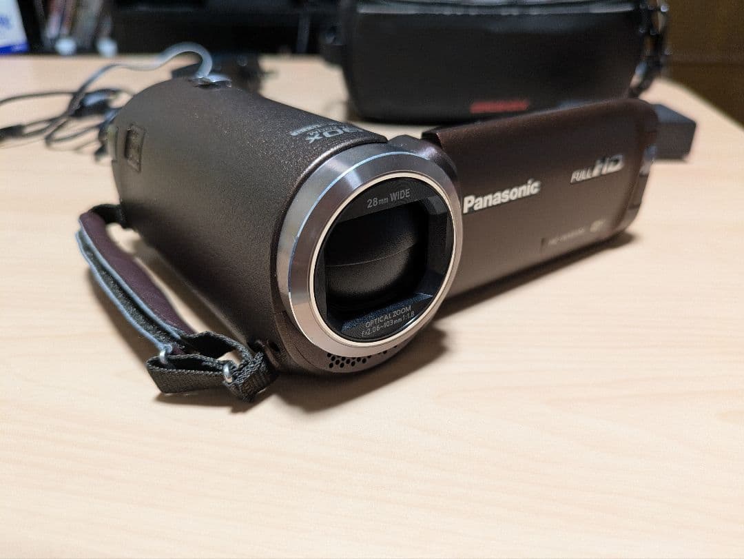 Panasonic フルHD ビデオカメラ HC-W585M