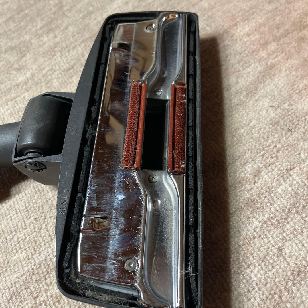 ミーレ　Miele Compact C1 キャニスター掃除機　黒