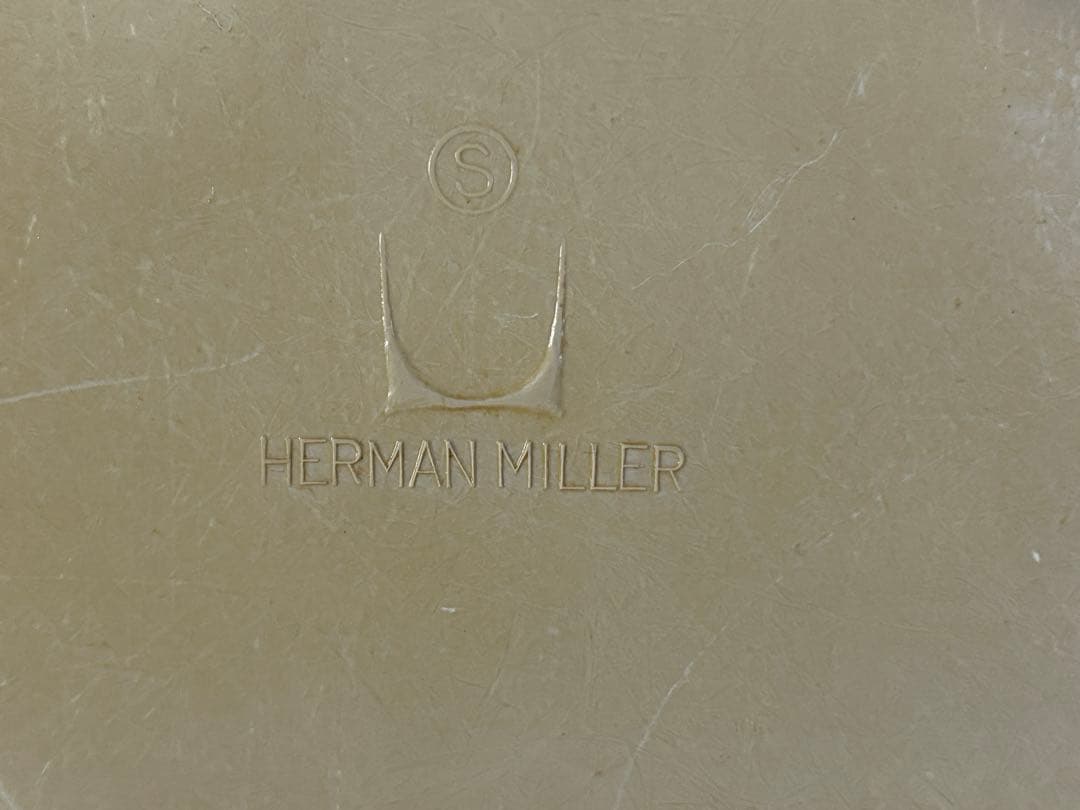 ②　ヴィンテージ　ハーマンミラー　シェルチェア　イームズチェア　IHZ