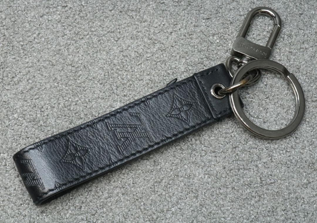 ルイヴィトン M68675 モノグラム シャドウ ポルトフォイユ ドラゴンヌ