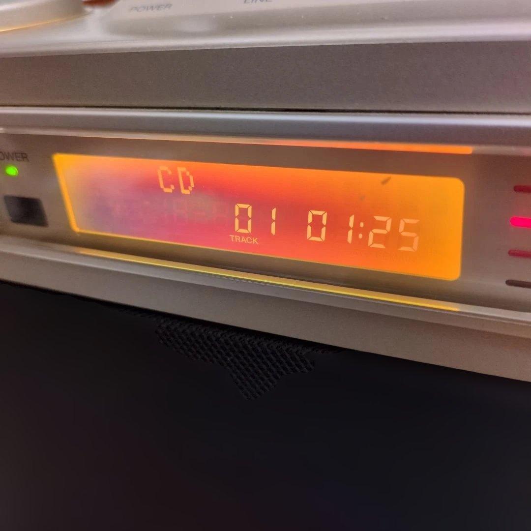 Sony MD/CDラジオ 30周年記念モデル【ジャンク】