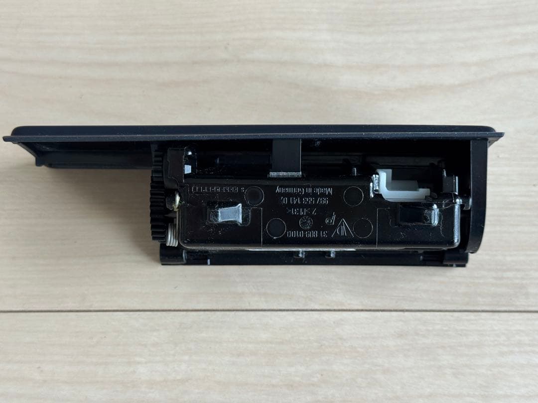 ポルシェ911 997/987用　純正灰皿 新品未使用　&　PDKシフトノブ