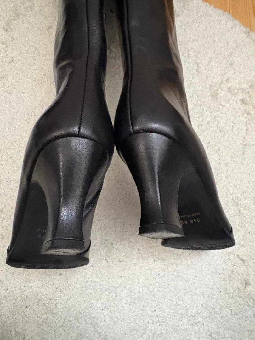 本革　ブラック　ニーハイブーツ 低ヒール
