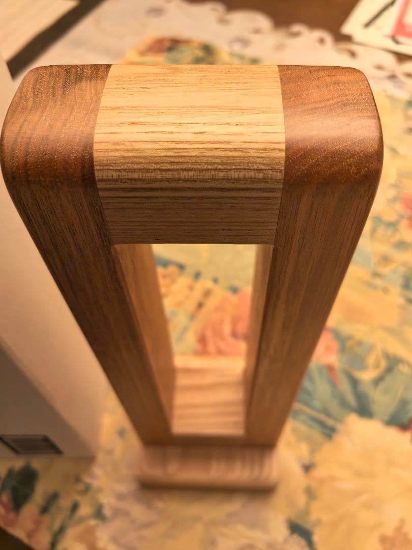 天然木イヤースピーカースタンド「 STAX HPS-2 」2個　使用品と未使用品