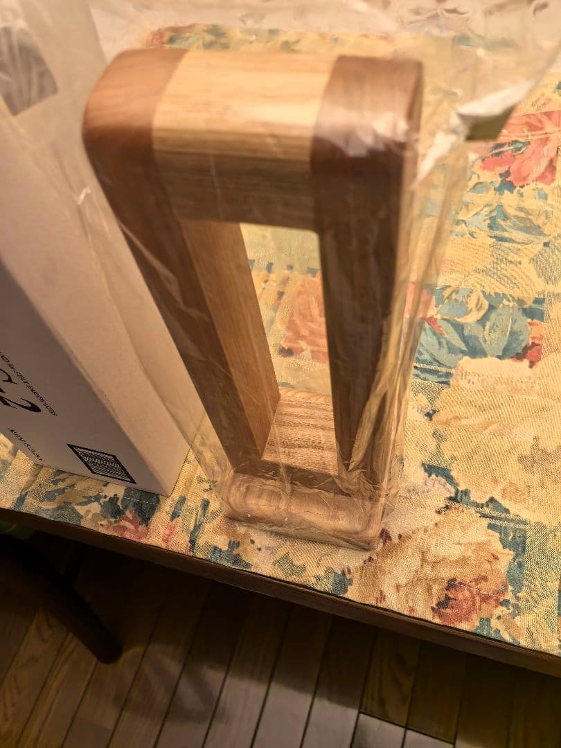 天然木イヤースピーカースタンド「 STAX HPS-2 」2個　使用品と未使用品