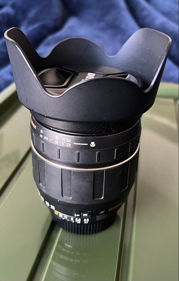 Nikon Tamrom ズームレンズ レンズフード・キャップ付き