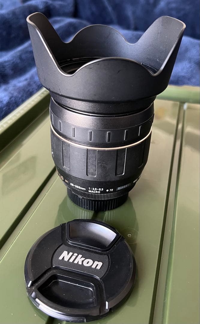 Nikon Tamrom ズームレンズ レンズフード・キャップ付き