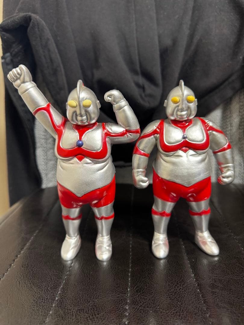 デブトラマン　フィギュア　4種セット