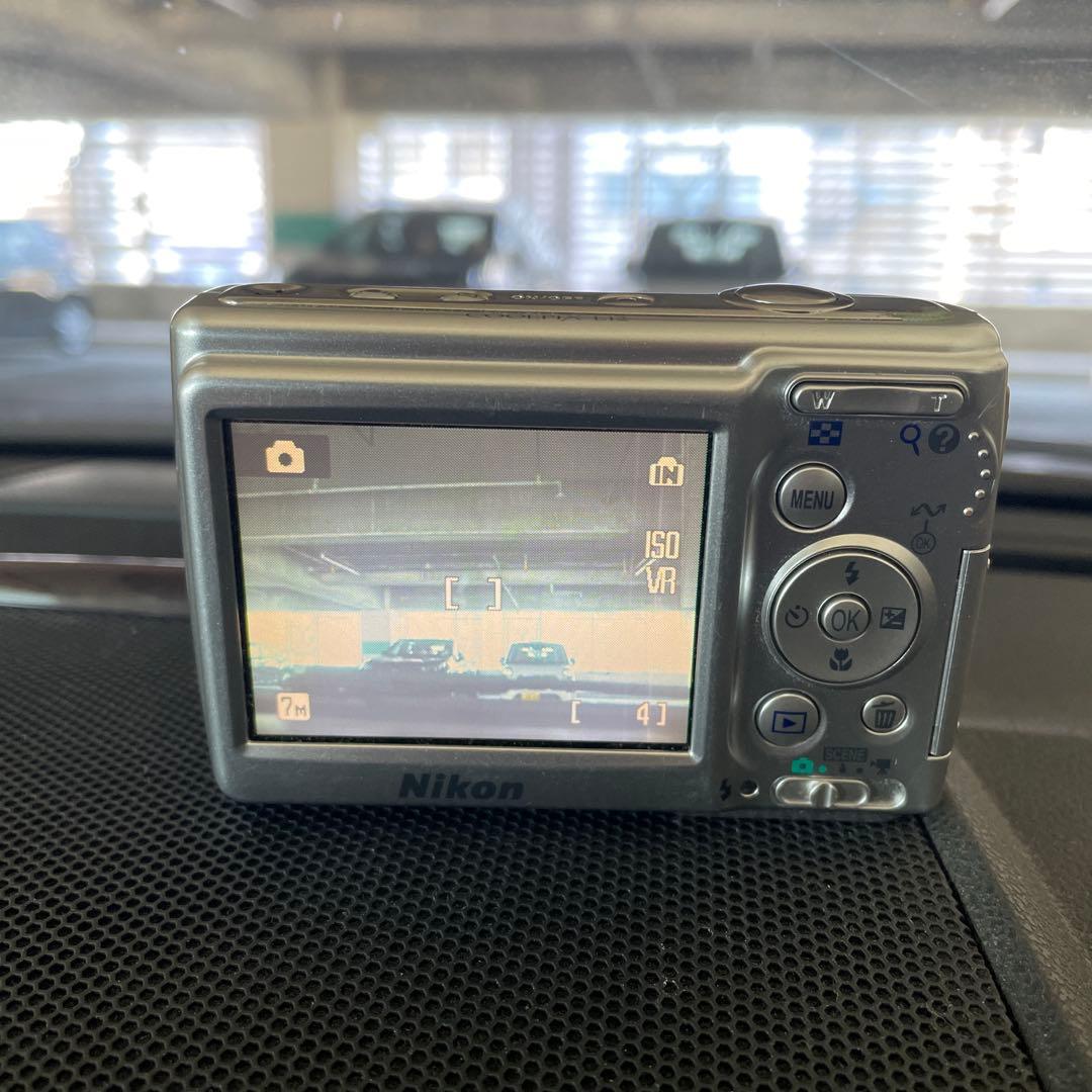 【美品】Nikon ニコン デジカメCOOLPIX L12　単3電池駆動