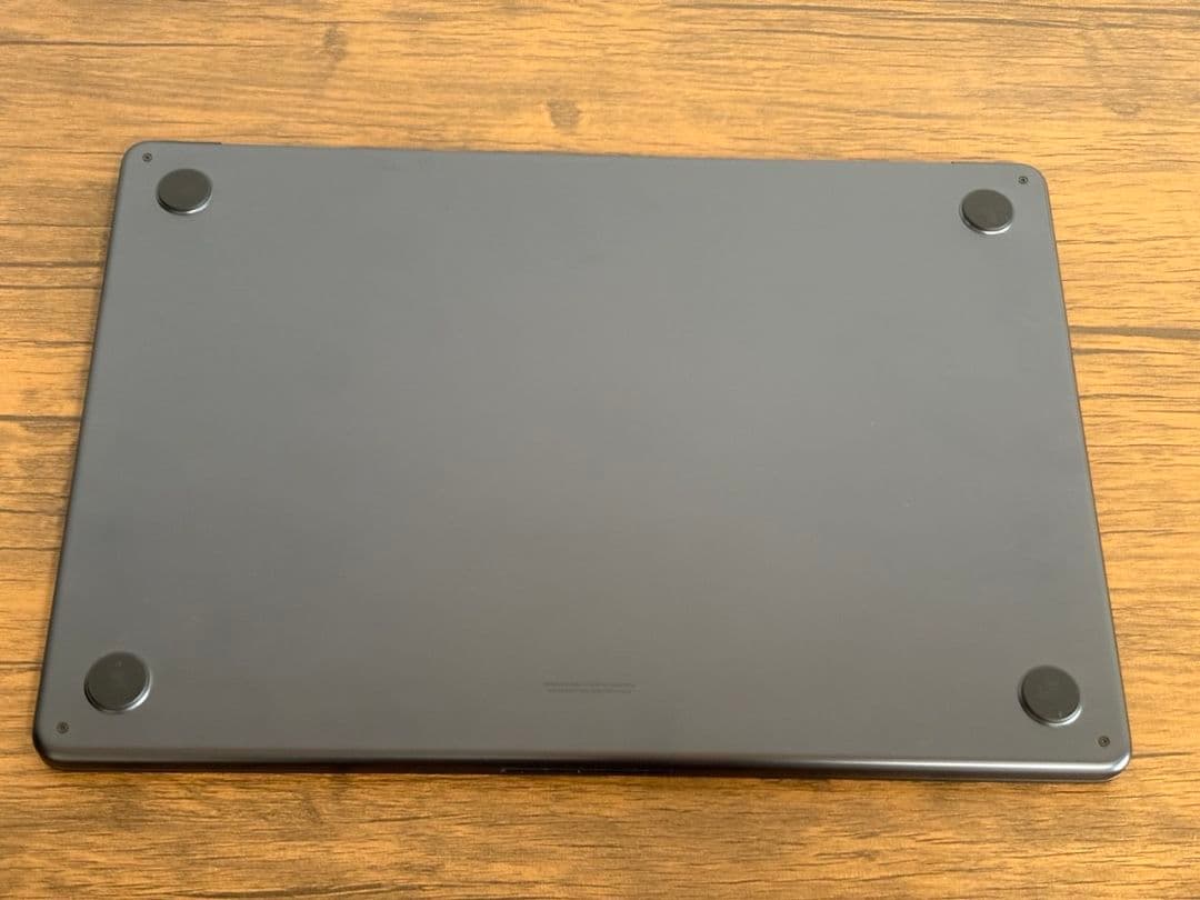 MacBook Air M3 メモリ8GB/SSD256GB 15インチ