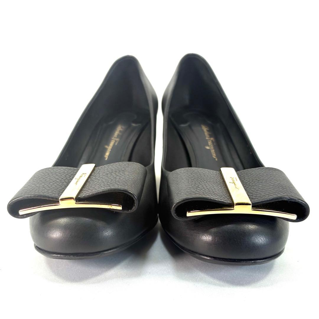 【極美品級】Ferragamoフェラガモ CAPUA55 パンプス 7C 黒
