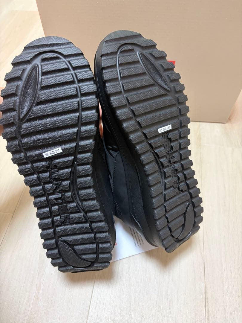 【新品未使用】HUNTER パフド トラベル フロー トレーナースニーカーブーツ