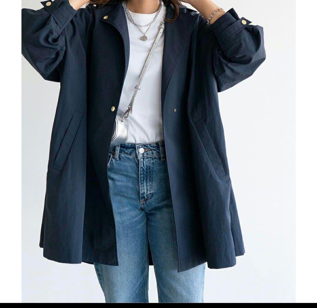 週末値下げ　完売　Aラインナイロンコート harukaさんコラボ　ネイビー　38