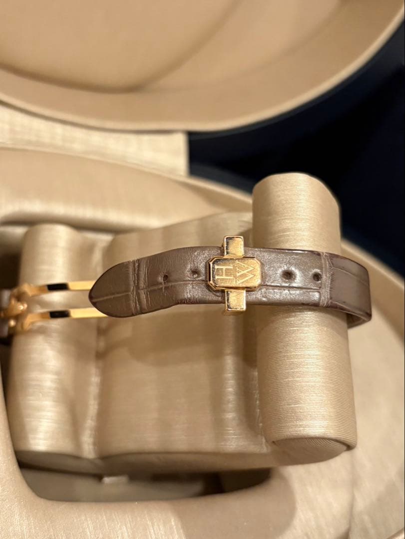 HARRY WINSTON ダイヤモンド装飾 腕時計