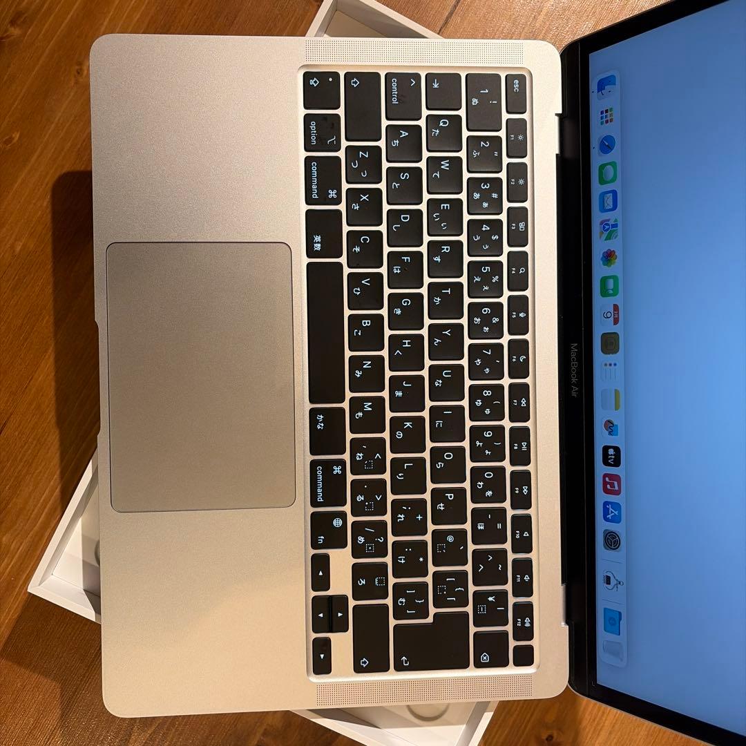 MacBook本体 MacBook Air 13inch M1 256GBssd