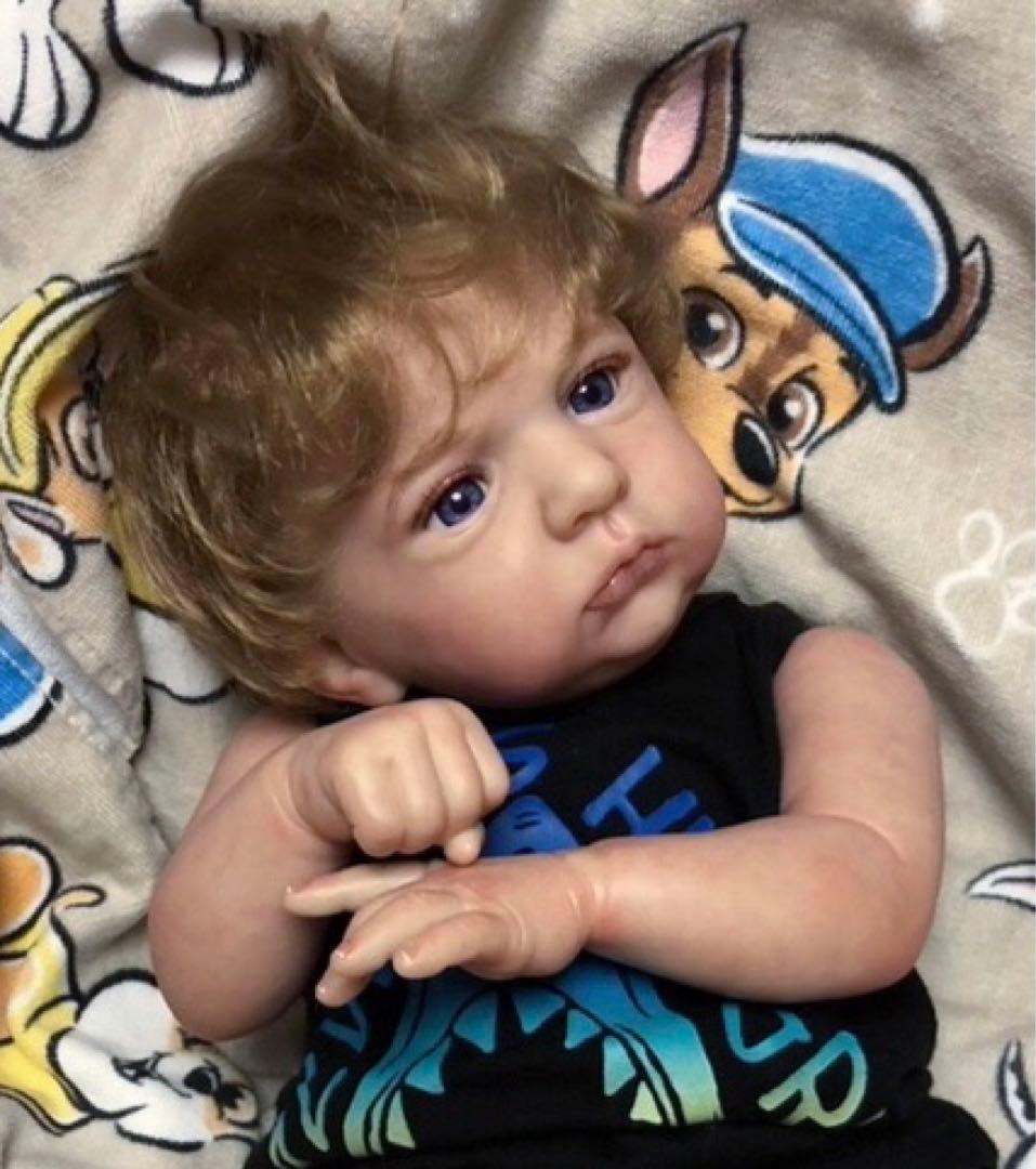 *・゜゜・*:.リボーンドール　大きめ男の子*・゜゜・*