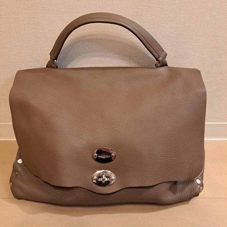 h.h.lakers.32さん専用 ザネラート ポスティーナ