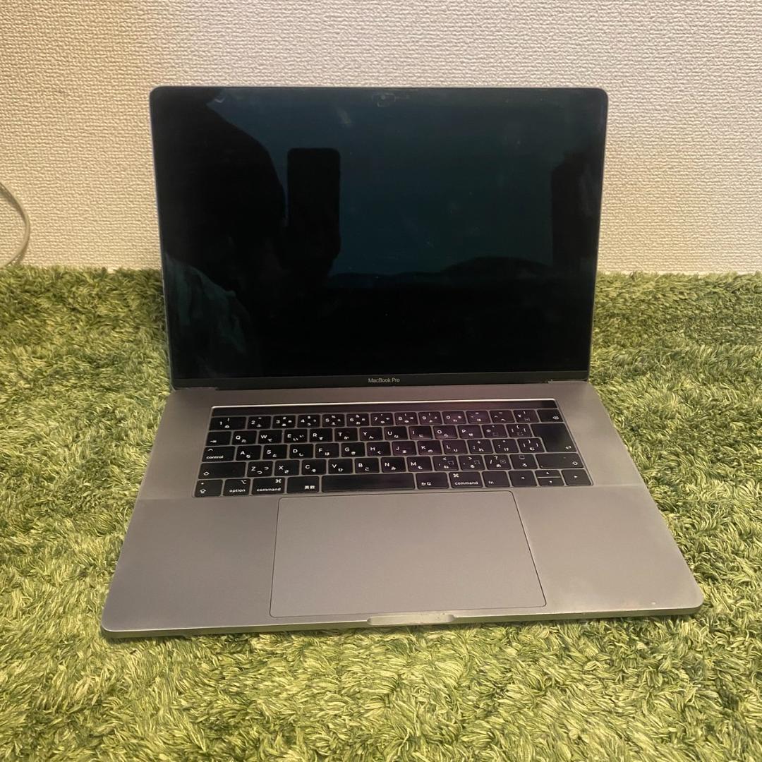 元値30万超 大幅値下げ│MacBookPro15インチ 2019 ※美品傷あり