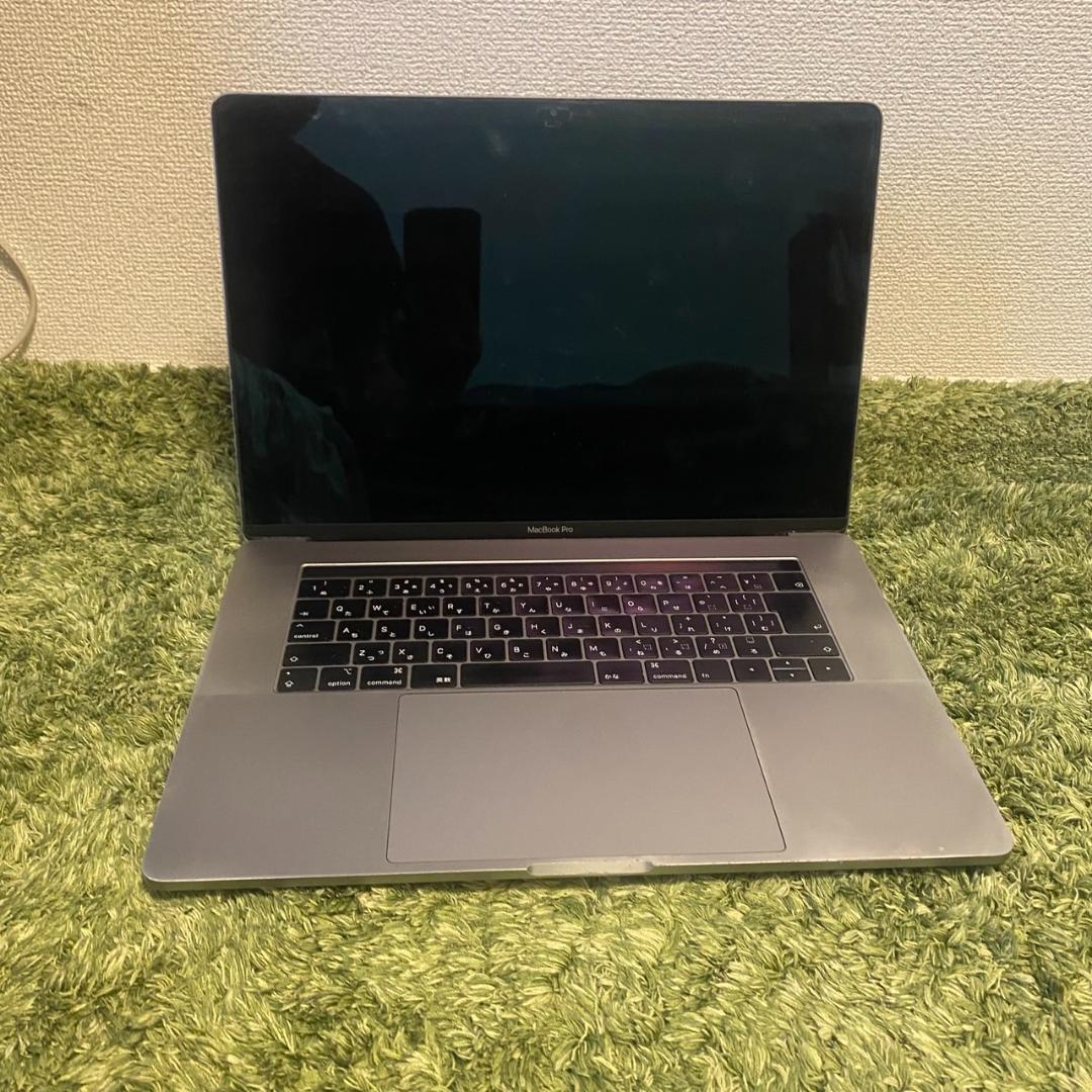 元値30万超 大幅値下げ│MacBookPro15インチ 2019 ※美品傷あり