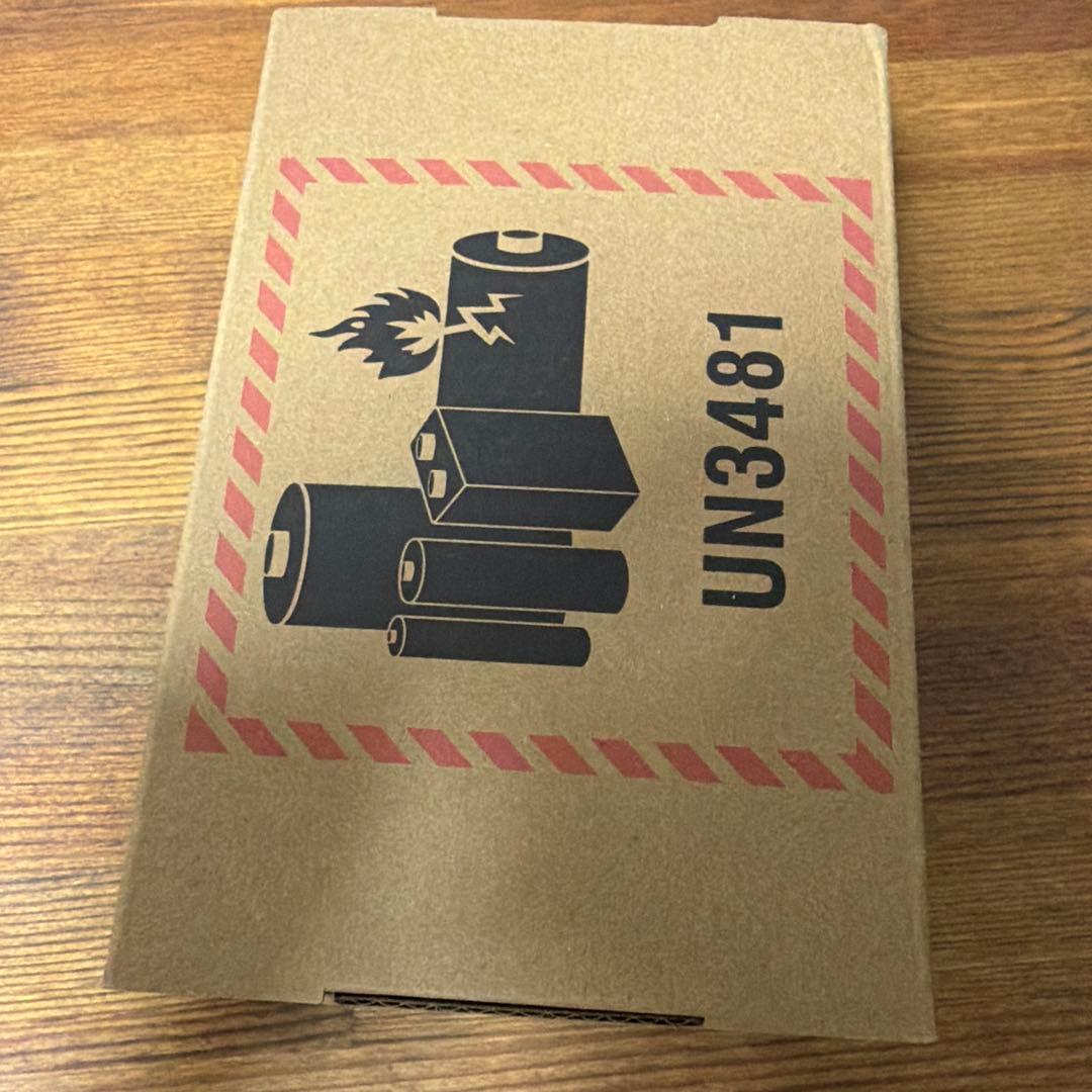 新品　Airpods pro 3 apple 最新　エアポッズプロ　3