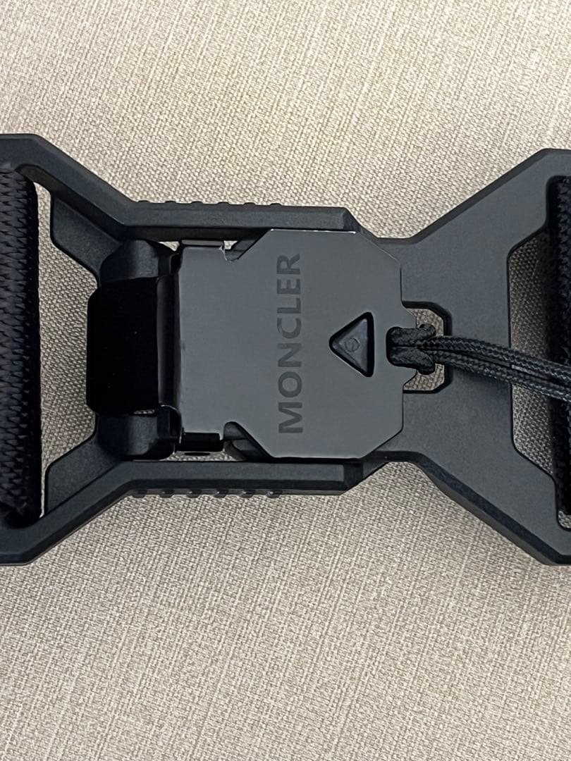 MONCLER and wander ボディバッグ