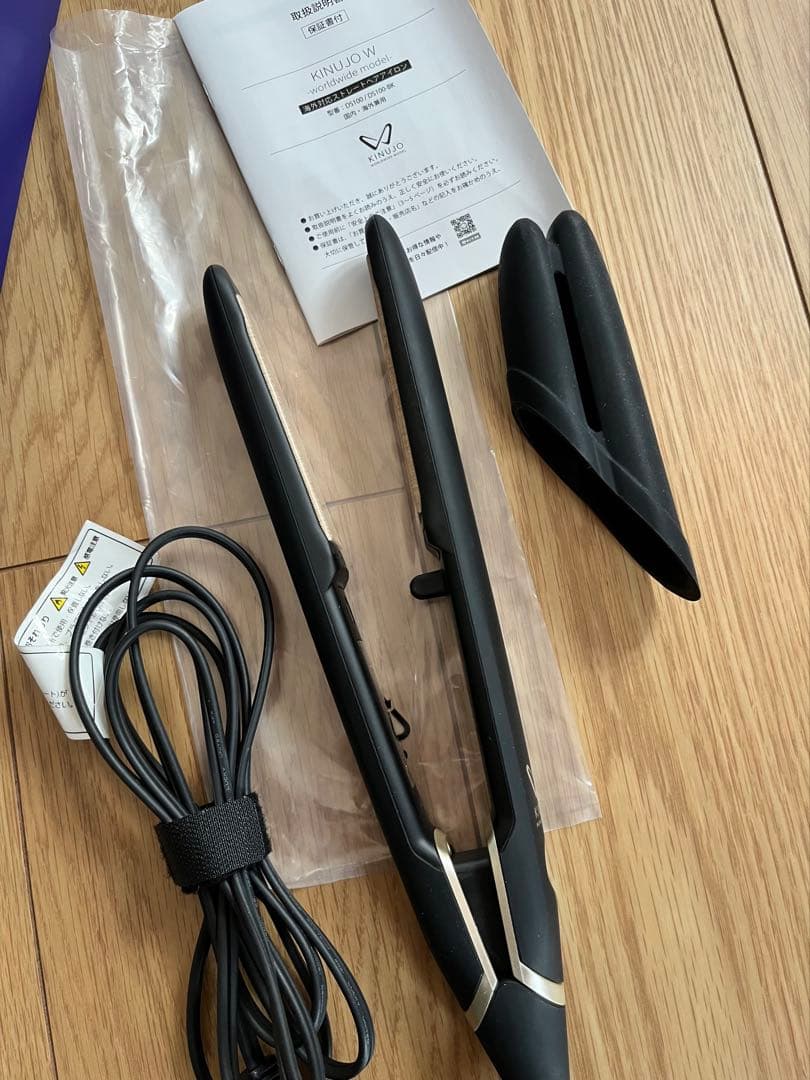 絹女 KINUJO ストレートアイロン ブラック 海外対応　通電確認のみ