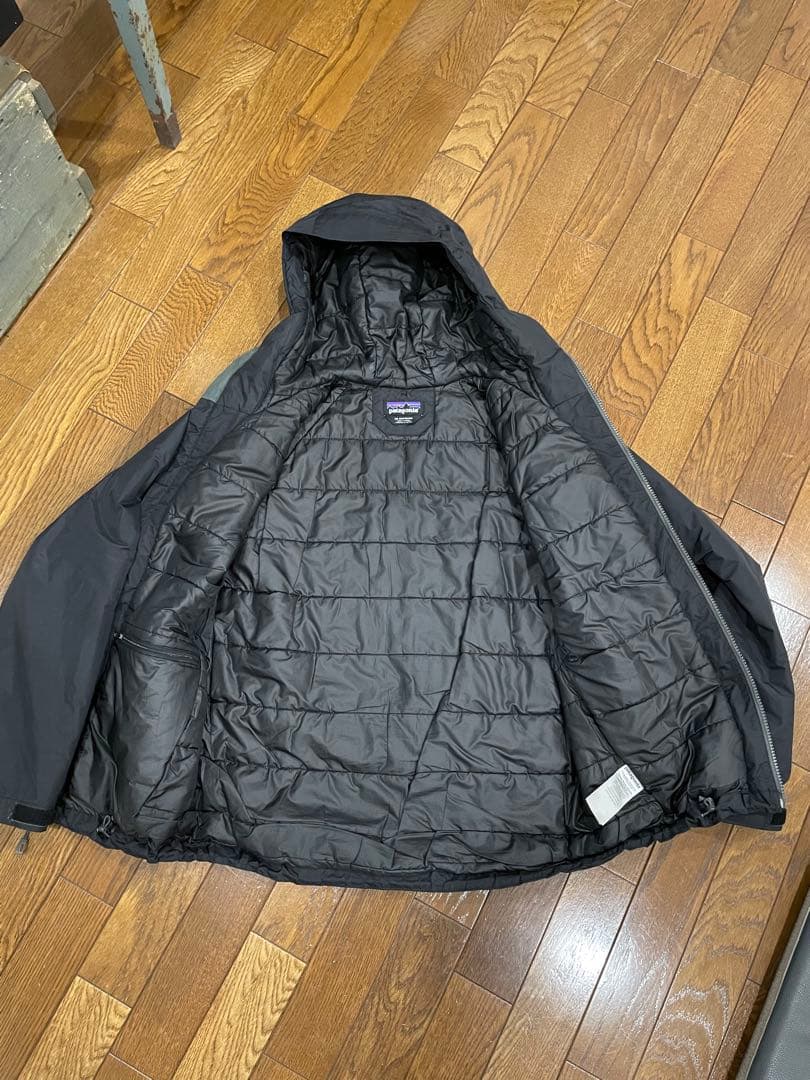 パタゴニア インサレーテッドトレントシェル XSサイズ ブラック