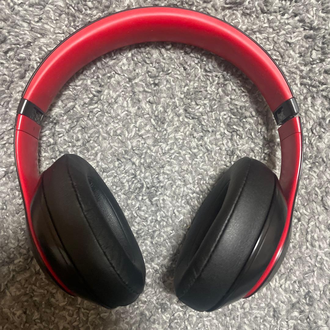 Beats ワイヤレスヘッドホン ブラック/レッド