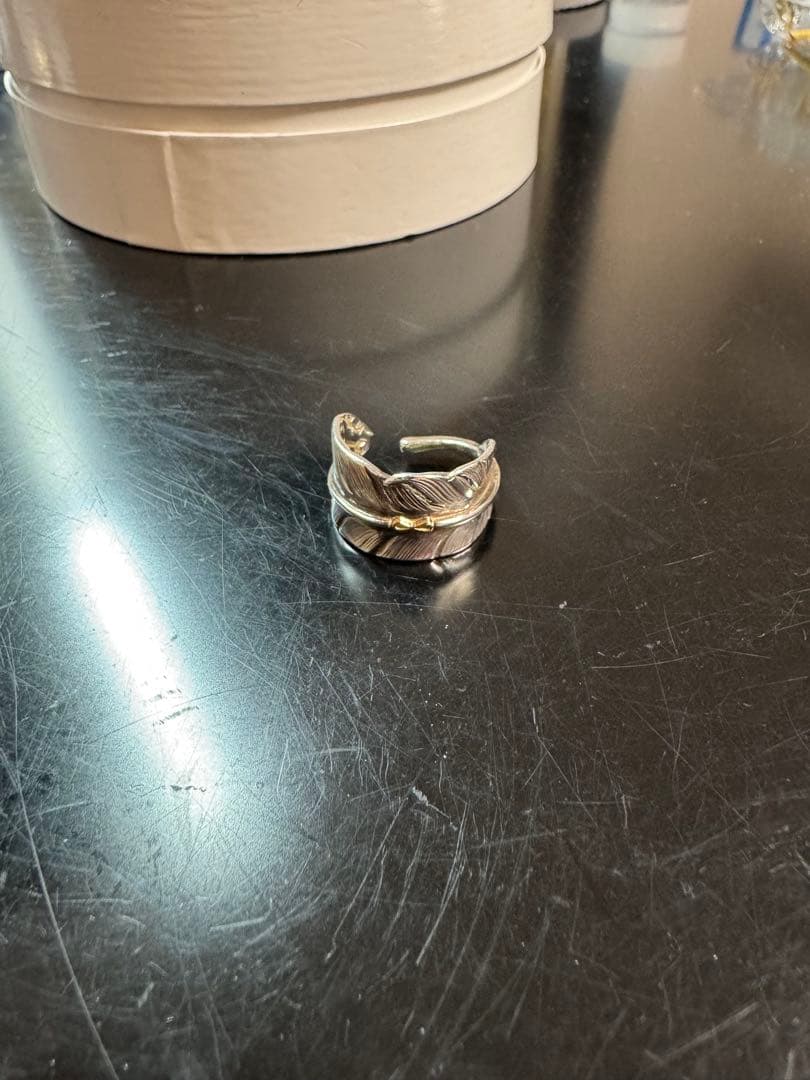 R-015 K18 スタンプフェザーリング Large 19号