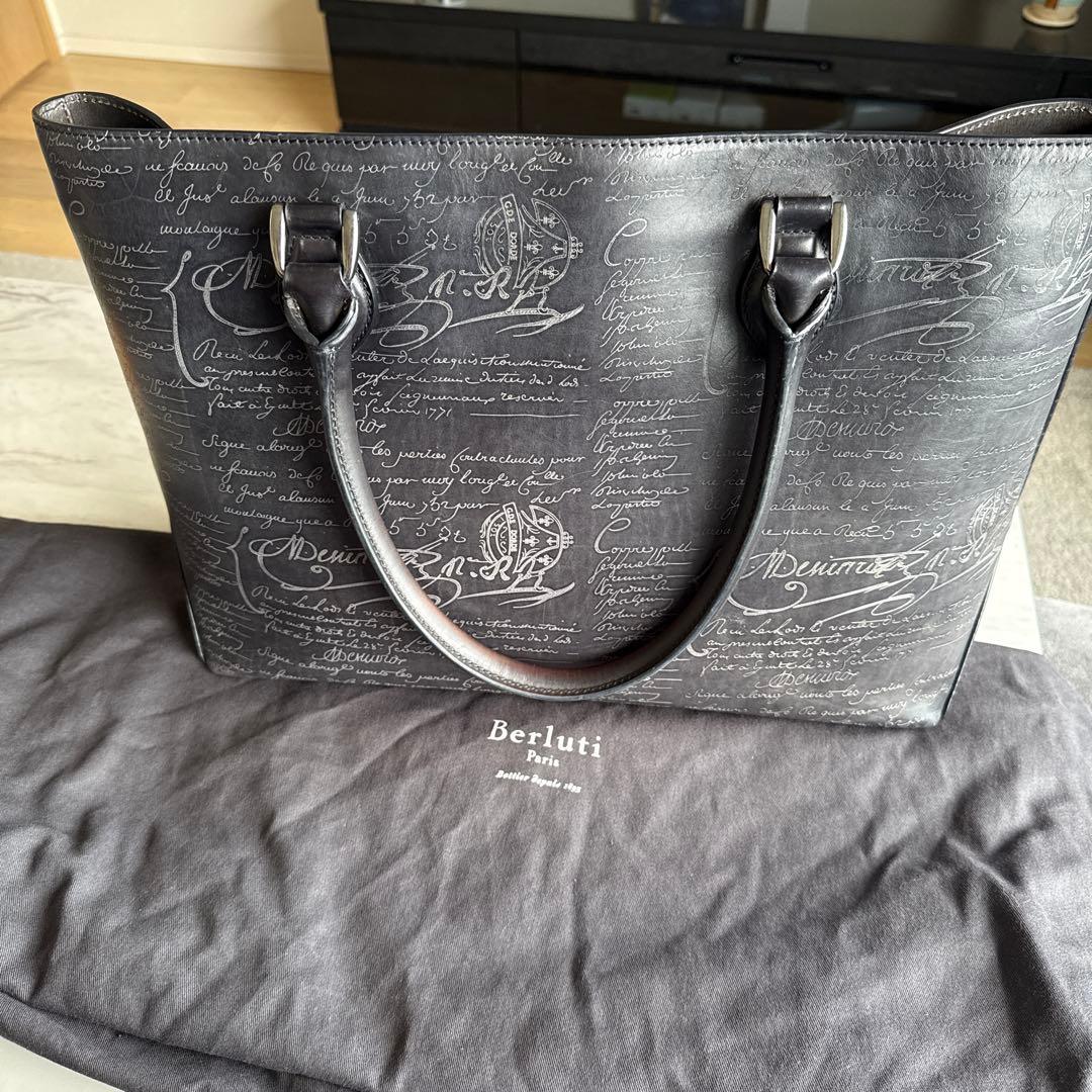 たかひろっちBerluti ブラックレザー トートバッグ