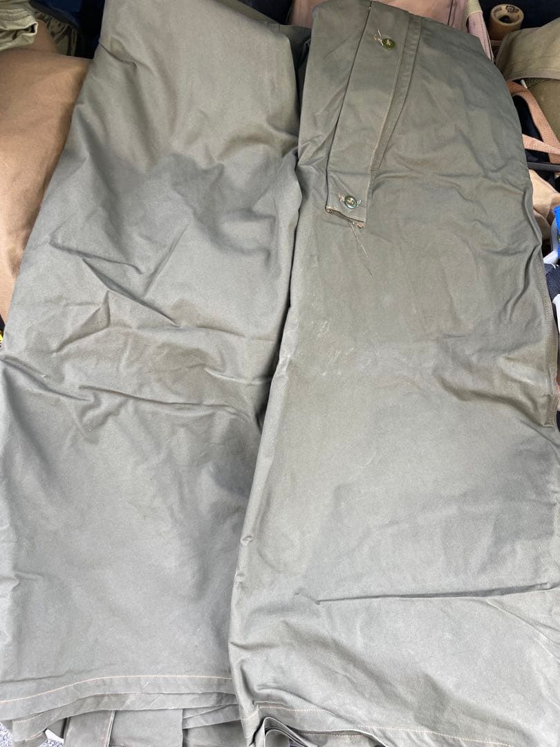 ポーランド軍幕。ポンチョテントサイズ3 。 二股とusポール