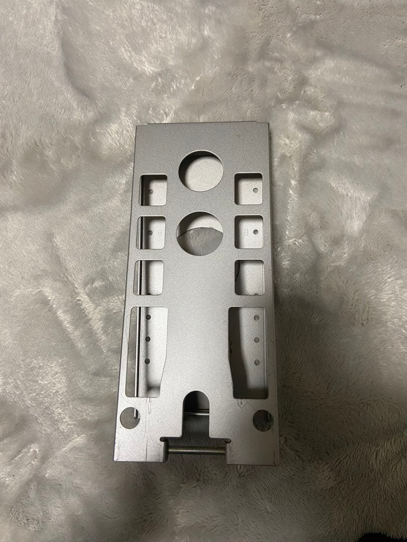 maxzen32型ハイビジョン液晶テレビ　壁掛け金具セット