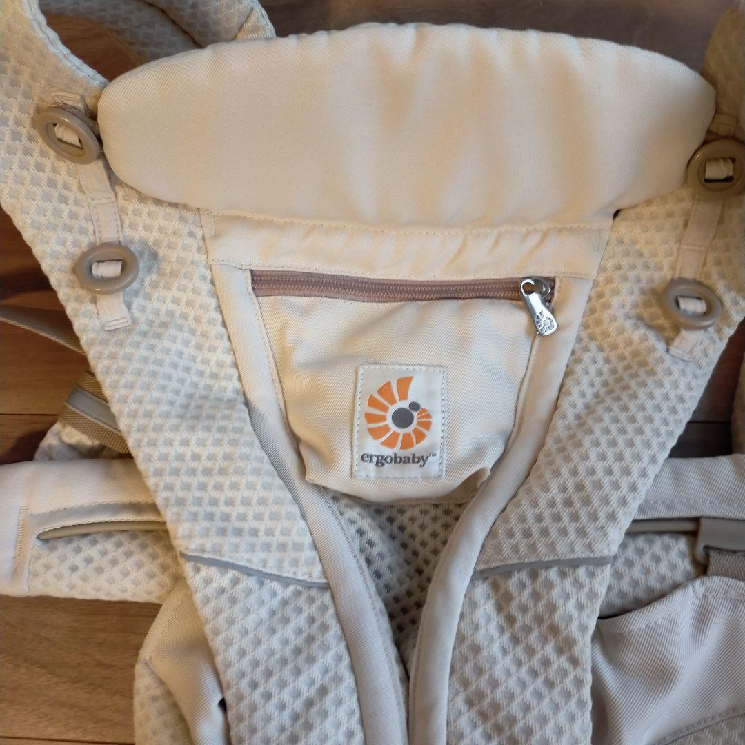 美品*2024/9購入　エルゴ　オムニブリーズ　抱っこ紐　ベージュ