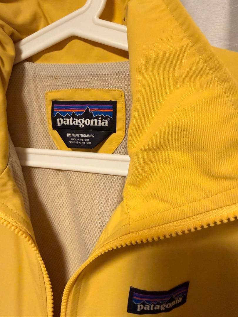 patagonia イエロー ジップアップジャケット M