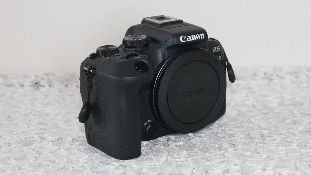 完動/極美品 Canon EOS R10 ボディー