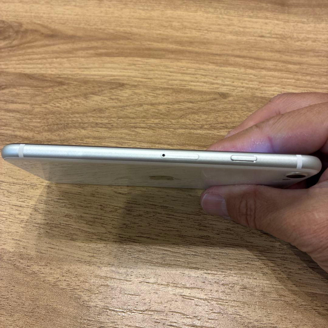 スマートフォン本体 Apple iPhone SE2 64GB