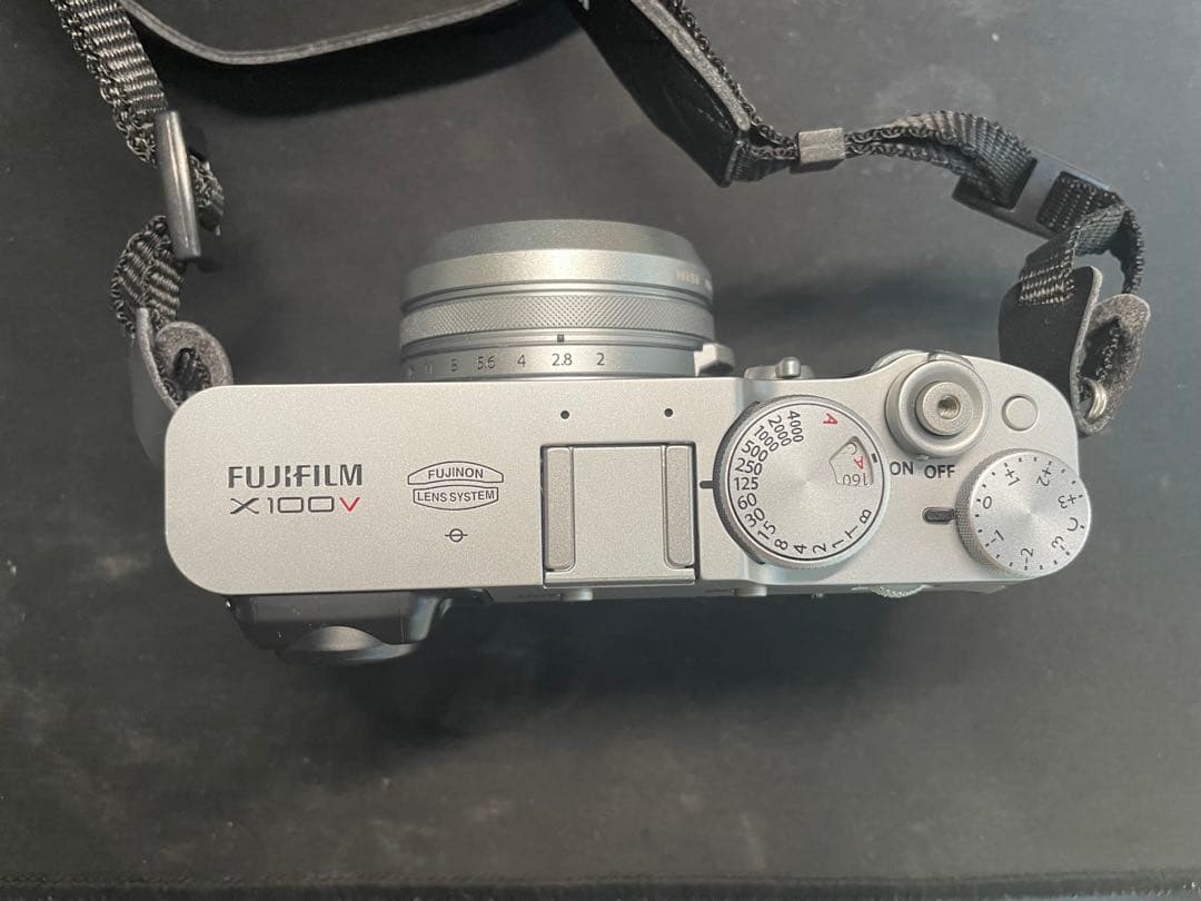 Fujifilm X100V シルバー