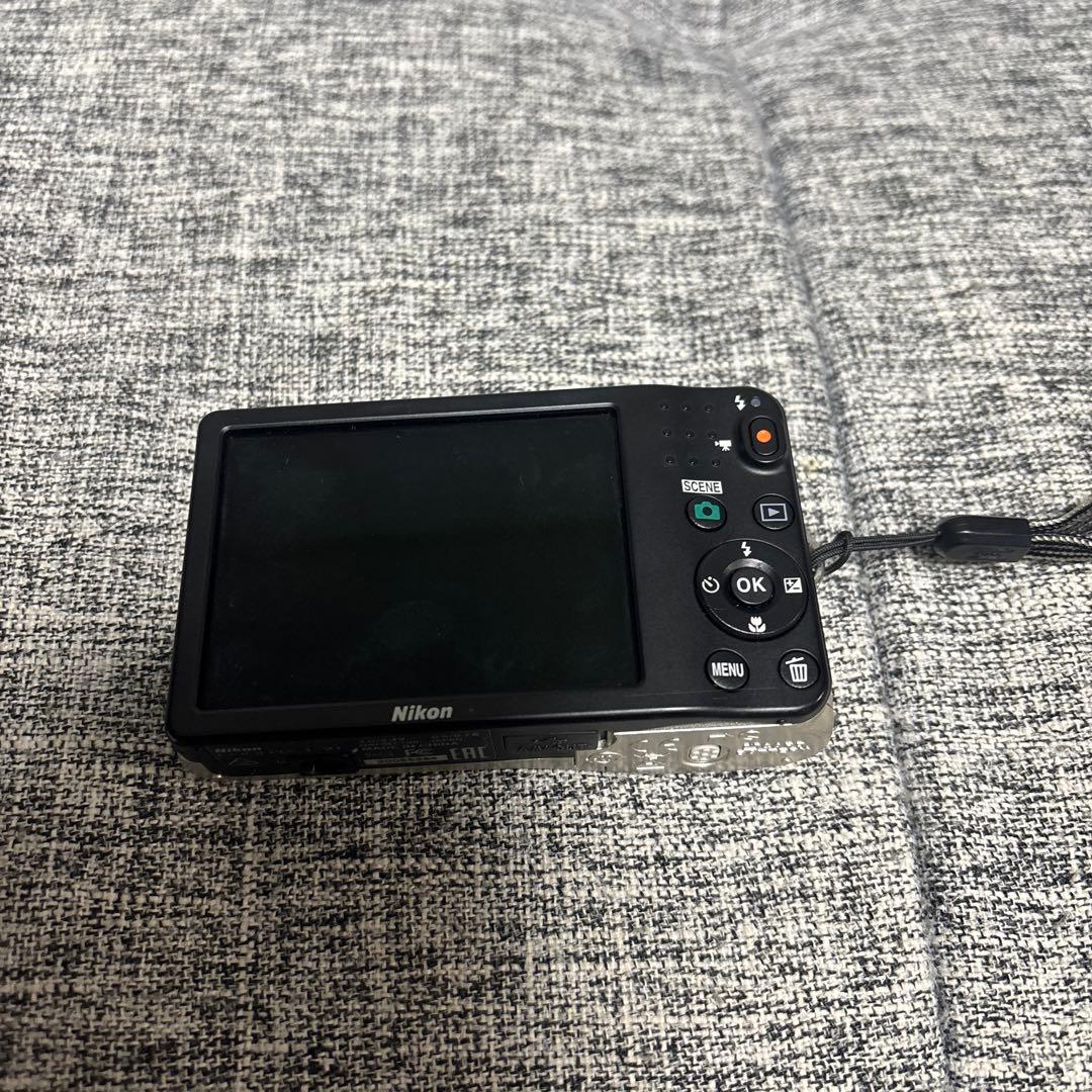 デジタルカメラ Nikon COOLPIX L30