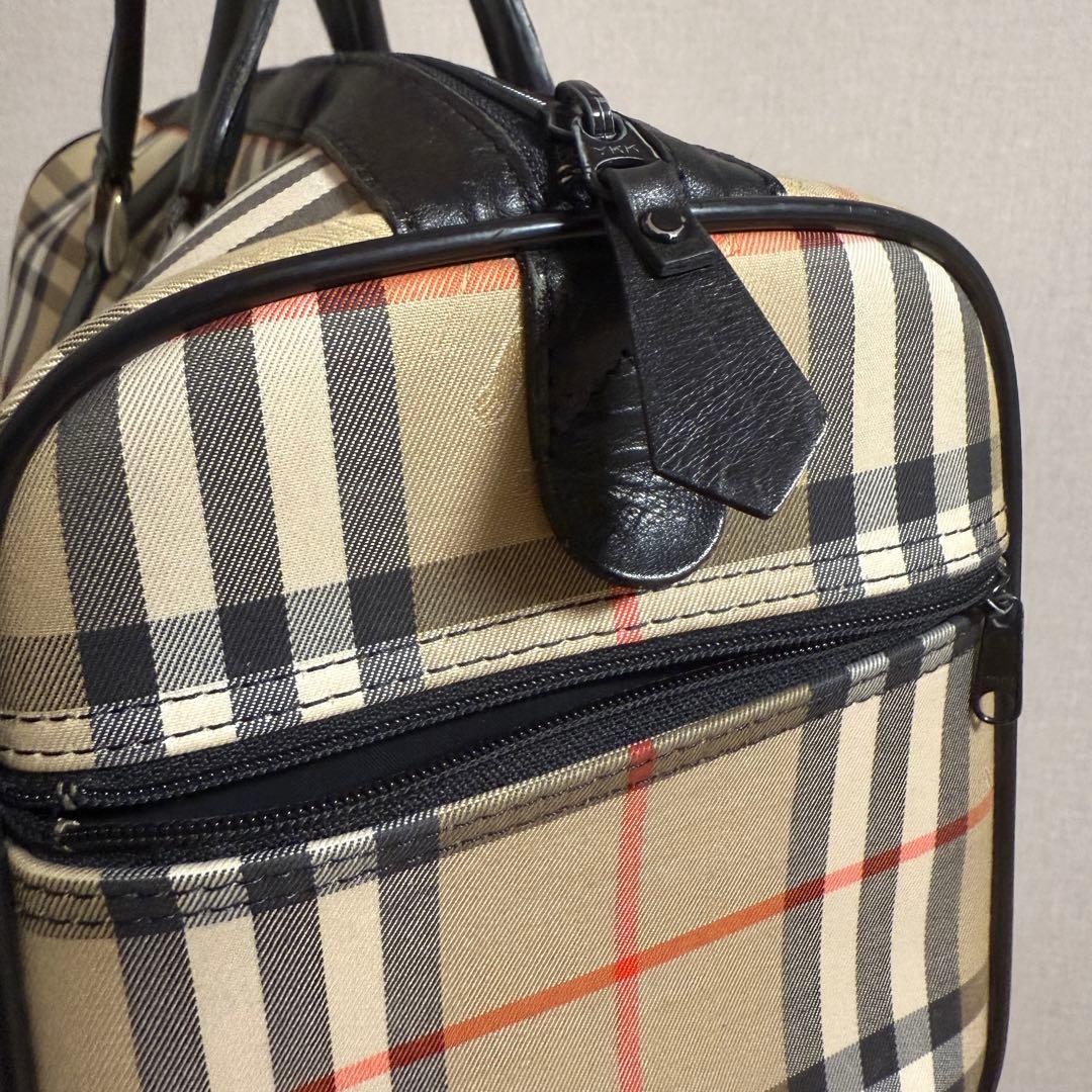 Burberrysチェック柄 ボストンバッグ