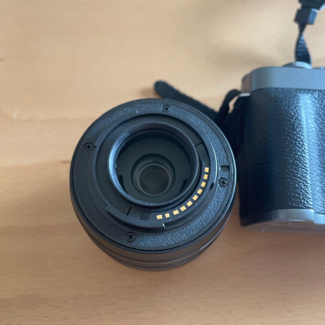 【美品】FUJIFILM X-T200 ダークシルバー15-45mmレンズキット