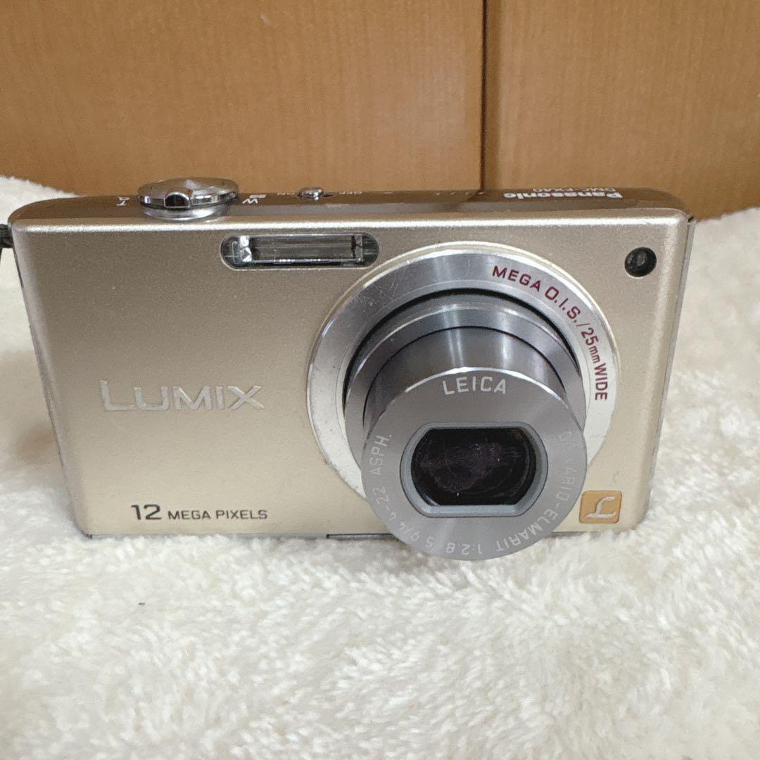 Panasonic LUMIX DMC-FX40 デジタルカメラ　ゴールド